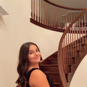 Meet your Posher, Vanessa